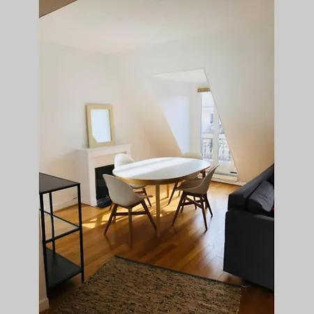 Appt cosy/moderne , quartier tranquille . Appartement